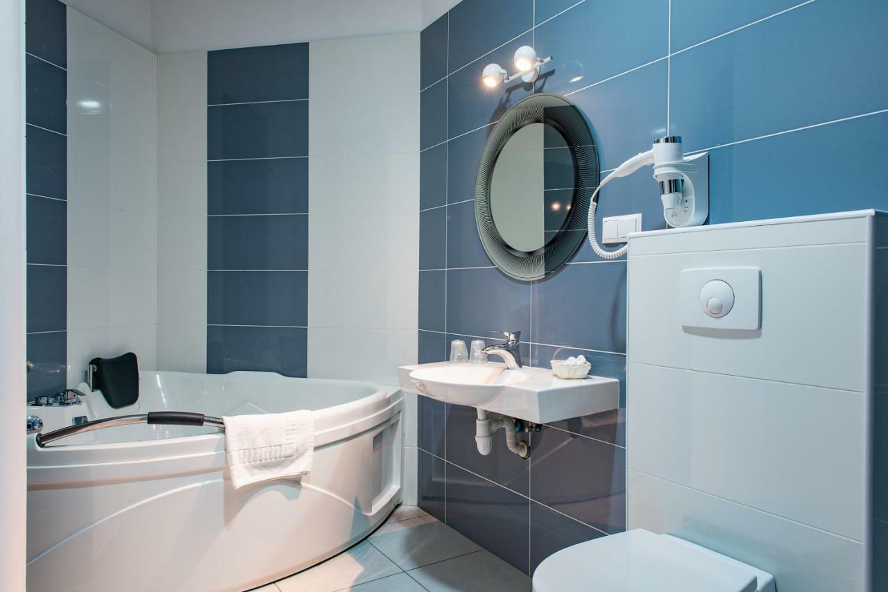 Hotel Rozdroze Nieborów Esterno foto