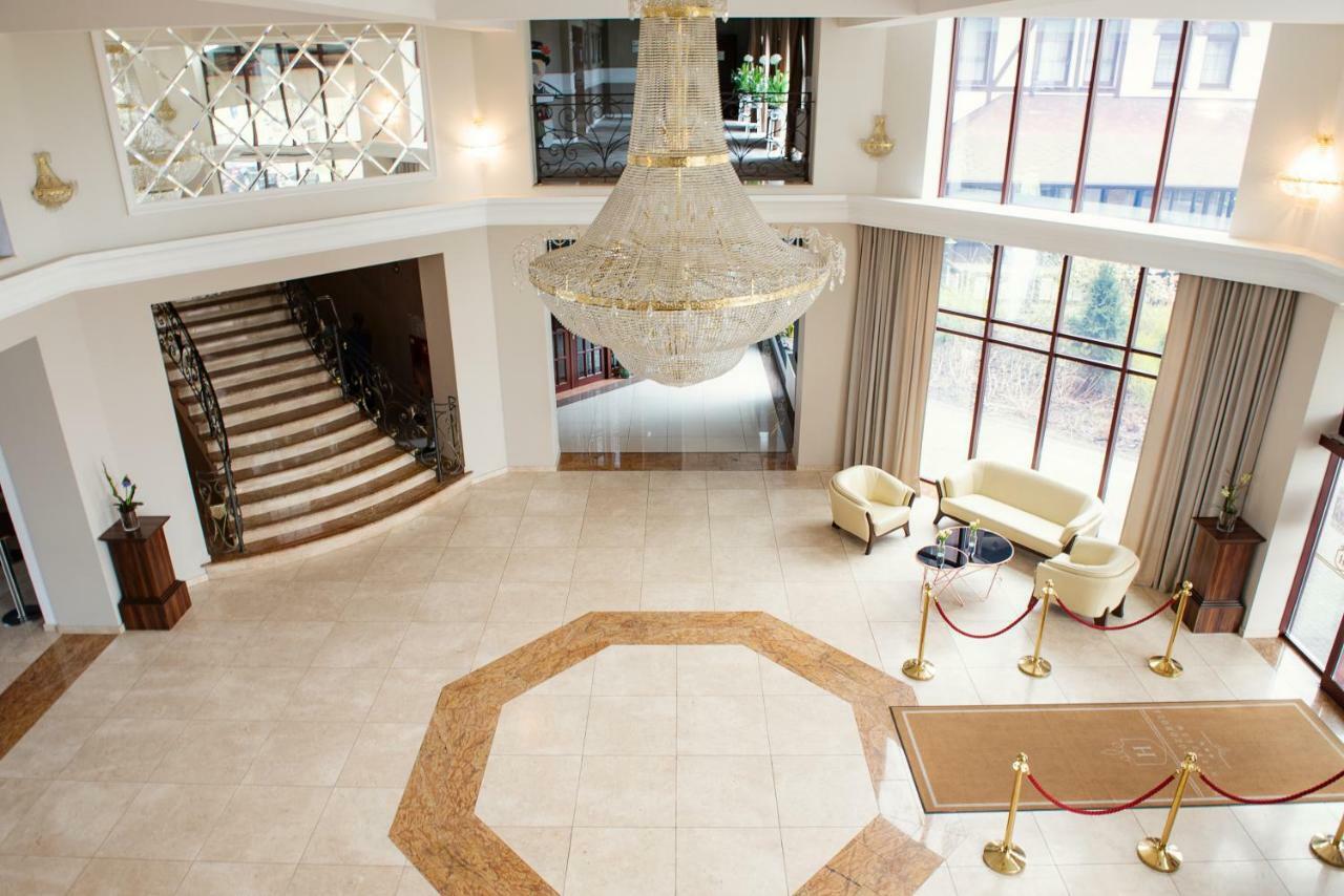 Hotel Rozdroze Nieborów Esterno foto